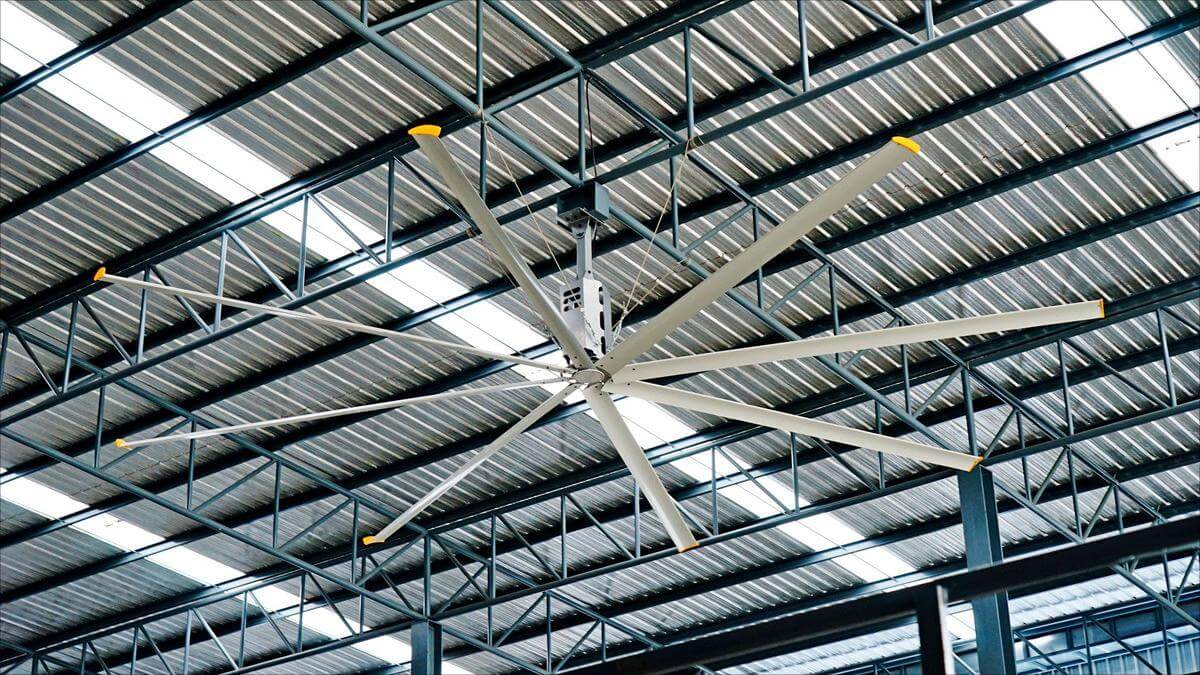 How do HVLS fans work